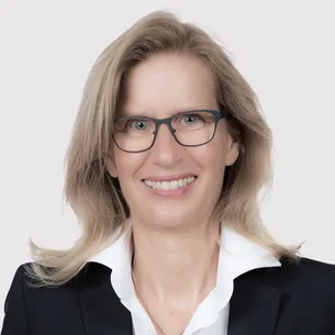 Dr Anja Merz